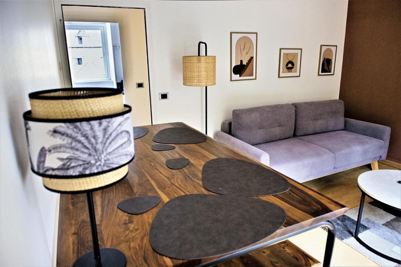 Appartement Inedit : Grandes Capacites Sur Les Quais De - 23 Pers *